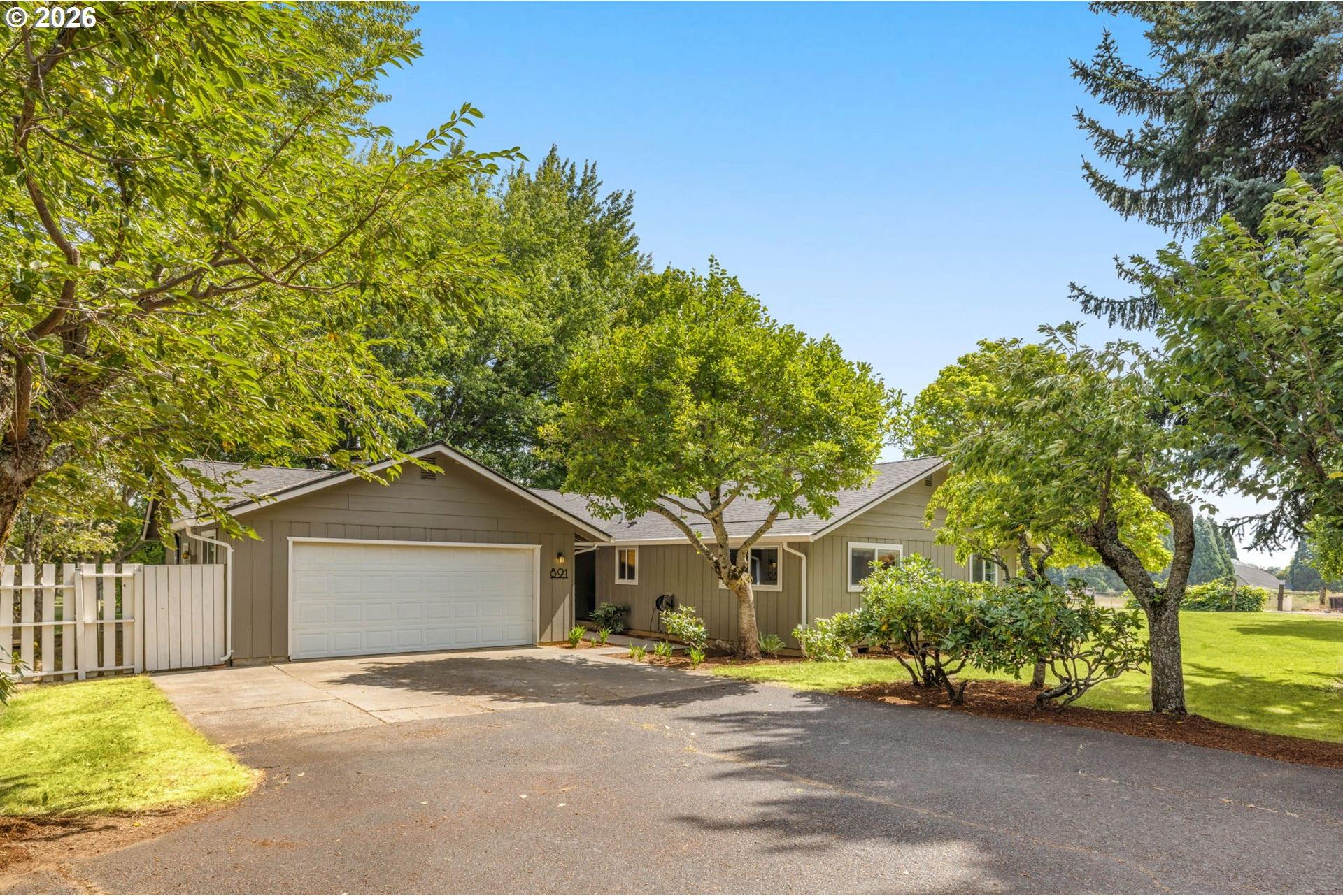 891 Frankton Road Hood River, OR 97031 - Photo 1 of 48 Gallery Image 1