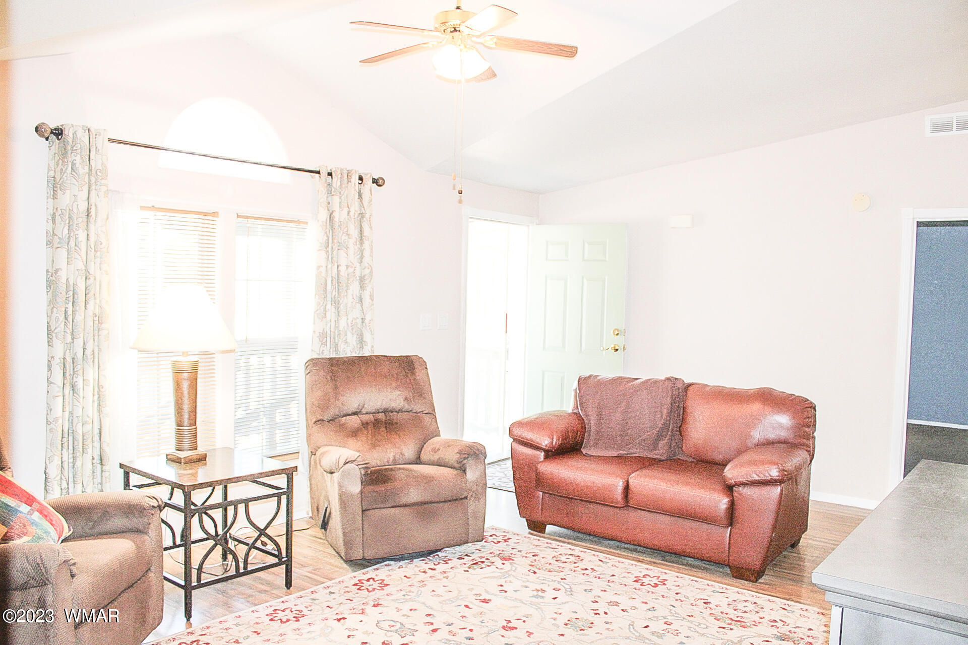 411 Timber Ridge Loop Show Low, AZ 85901 - Photo 17 of 42 Gallery Image 17