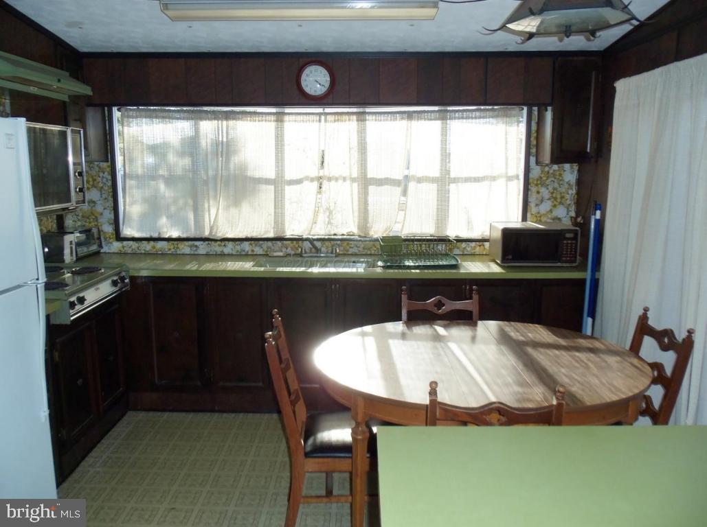 114 Clamshell Road Ocean City, MD 21842 - Photo 9 of 24 Gallery Image 9