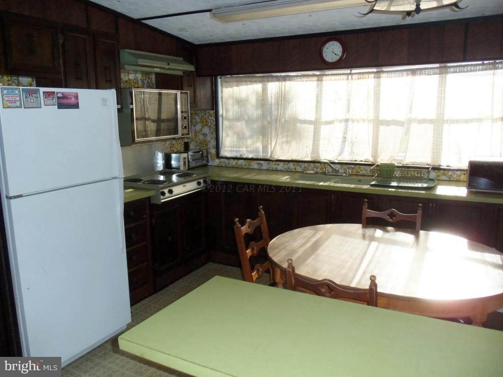 114 Clamshell Road Ocean City, MD 21842 - Photo 10 of 24 Gallery Image 10
