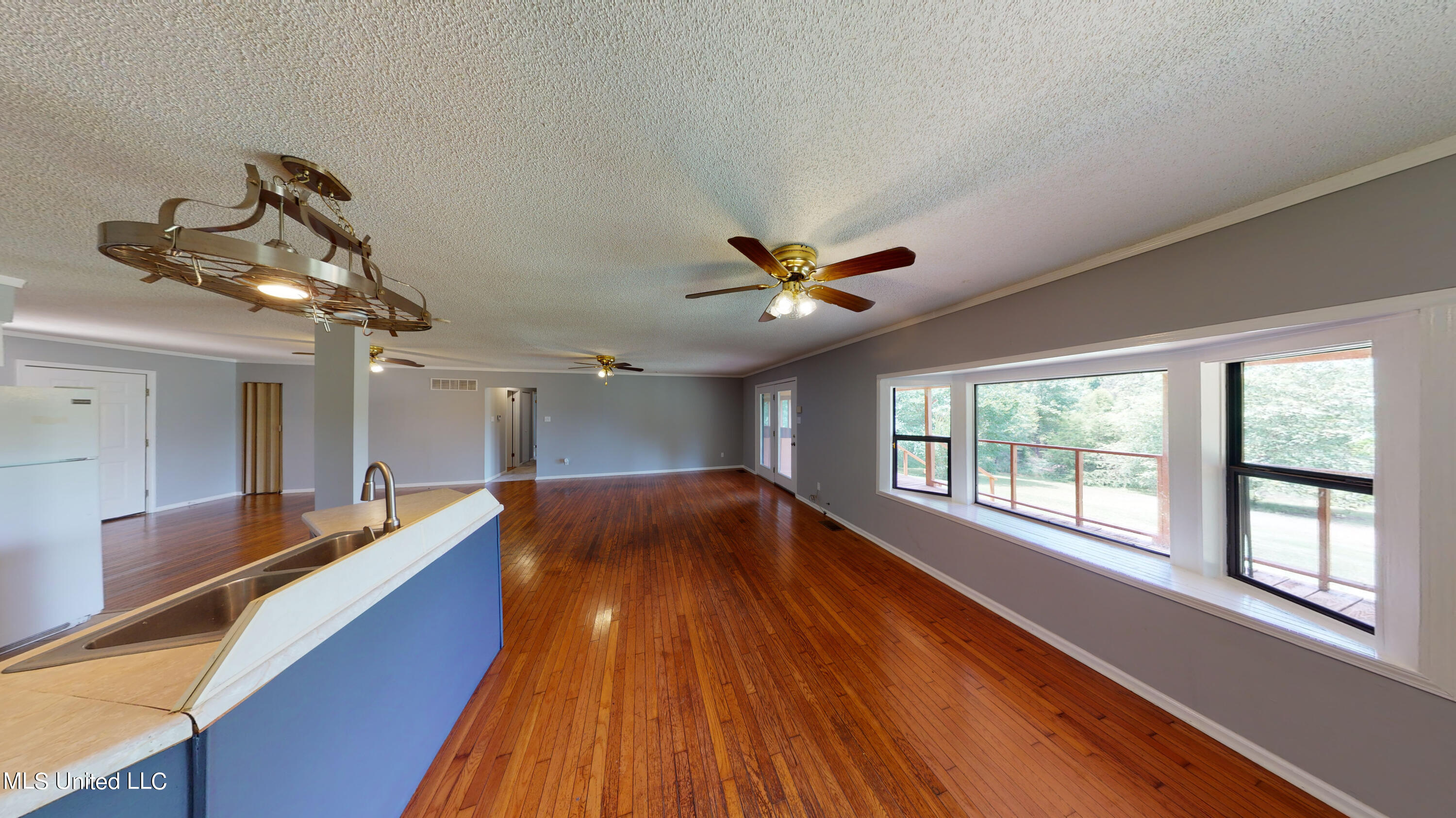 1915 Peavine Road Coldwater, MS 38618 - Photo 12 of 32 1915-Peavine-Rd-07072022_183424