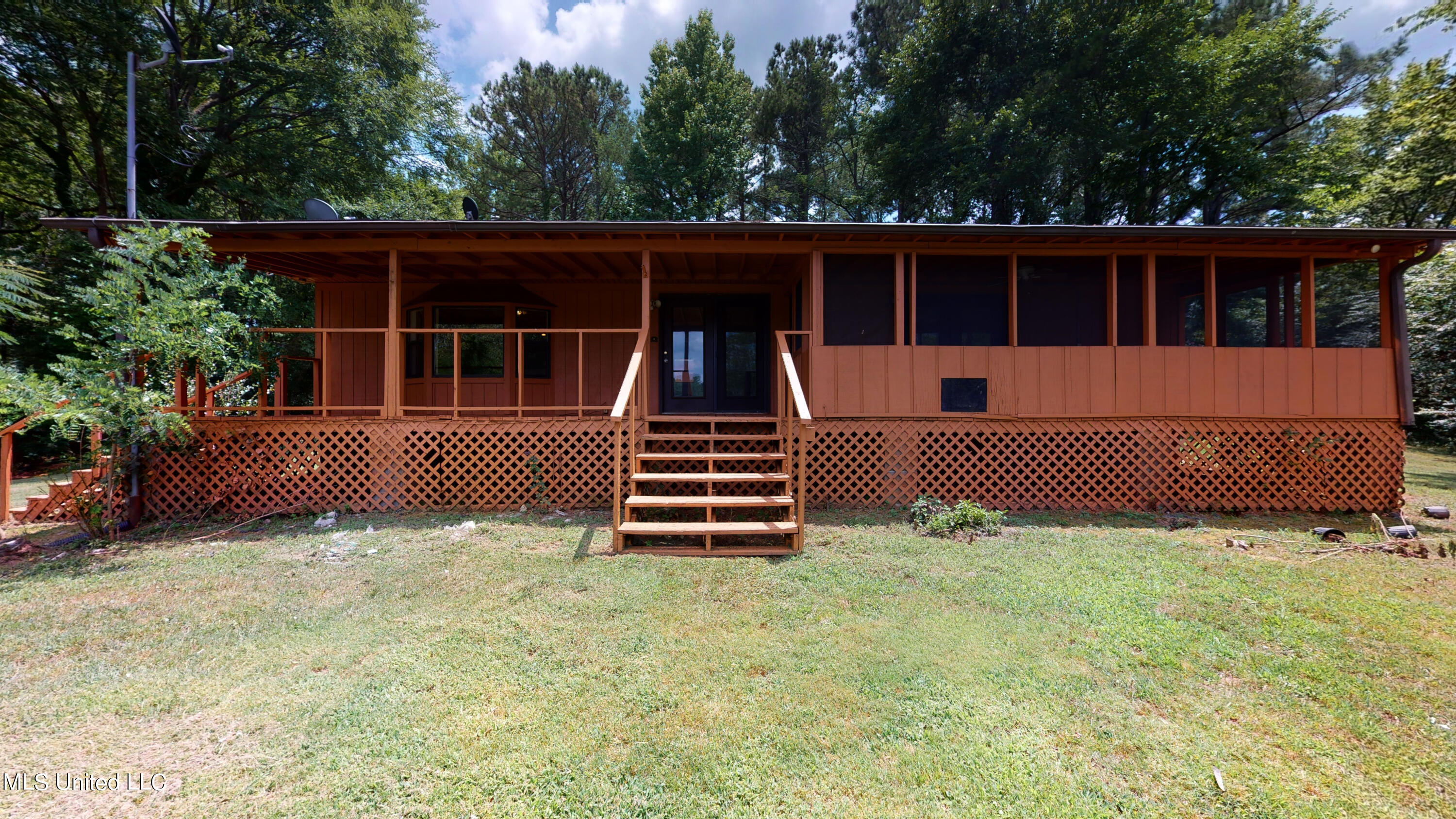 1915 Peavine Road Coldwater, MS 38618 - Photo 3 of 32 1915-Peavine-Rd-07072022_184148