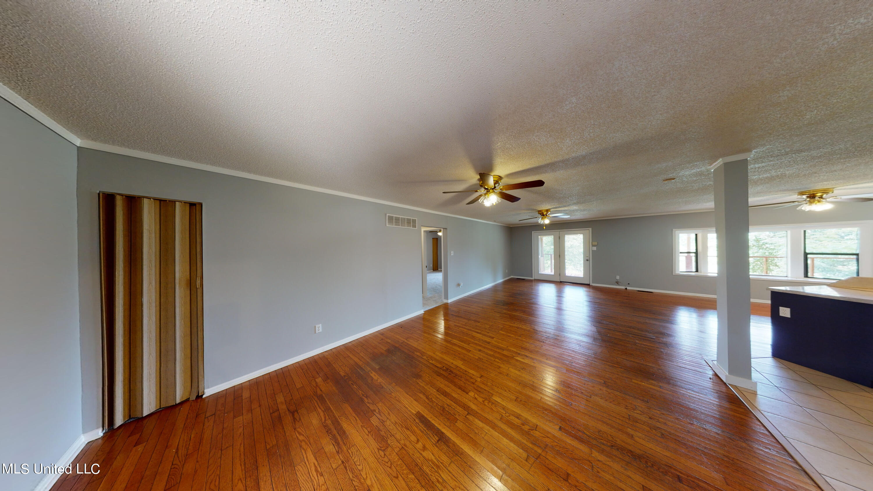 1915 Peavine Road Coldwater, MS 38618 - Photo 8 of 32 1915-Peavine-Rd-07072022_183721