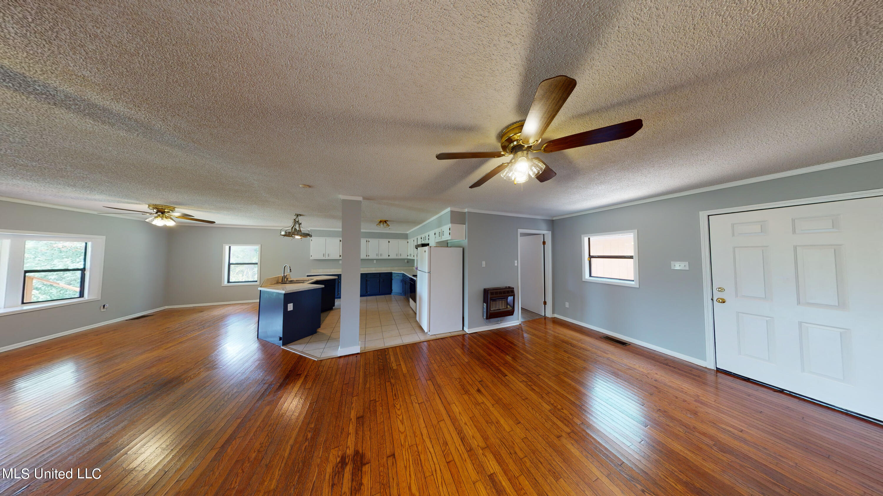 1915 Peavine Road Coldwater, MS 38618 - Photo 9 of 32 1915-Peavine-Rd-07072022_183540