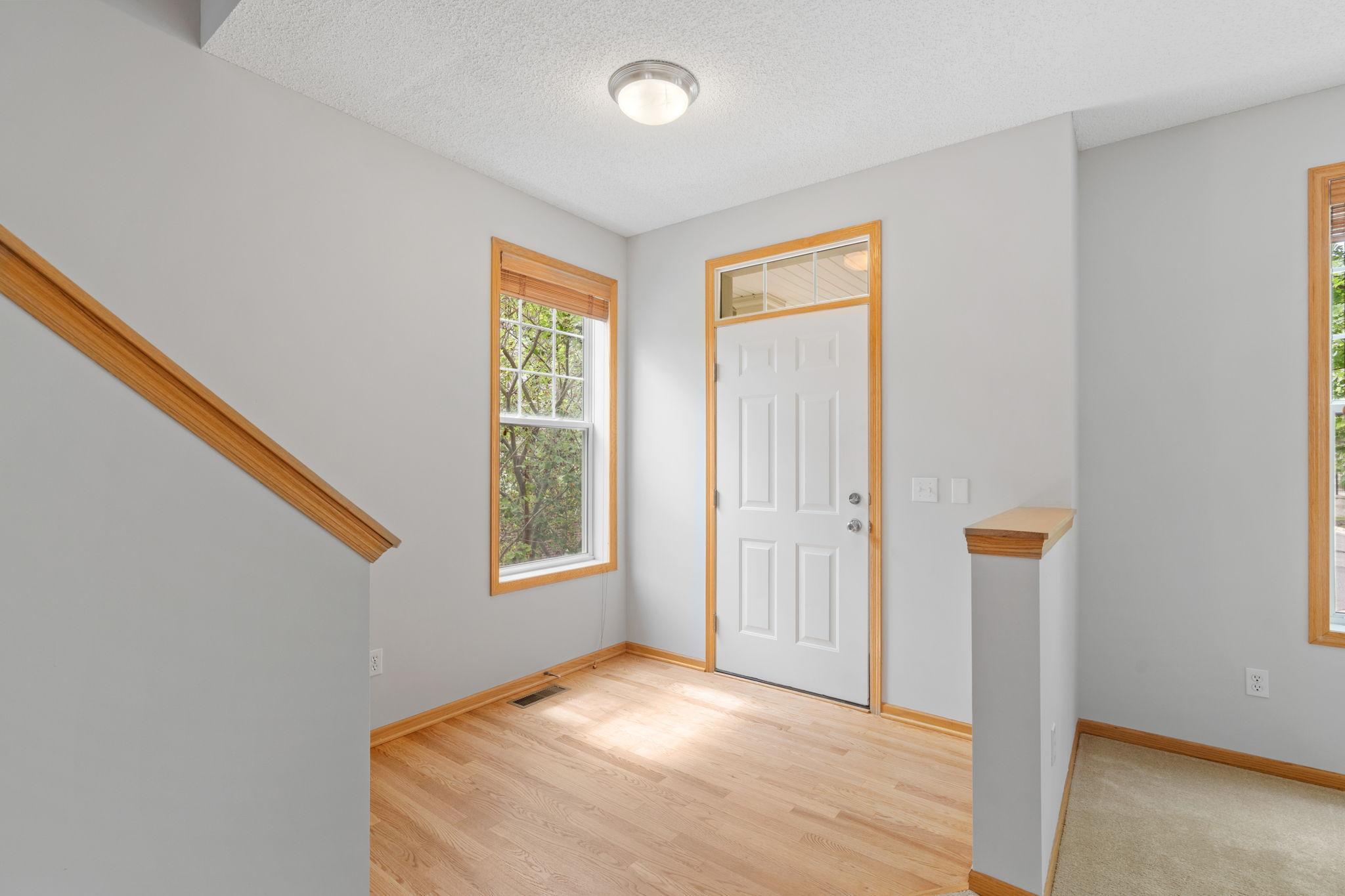 8324 Labont Way Eden Prairie, MN 55344 - Photo 11 of 53