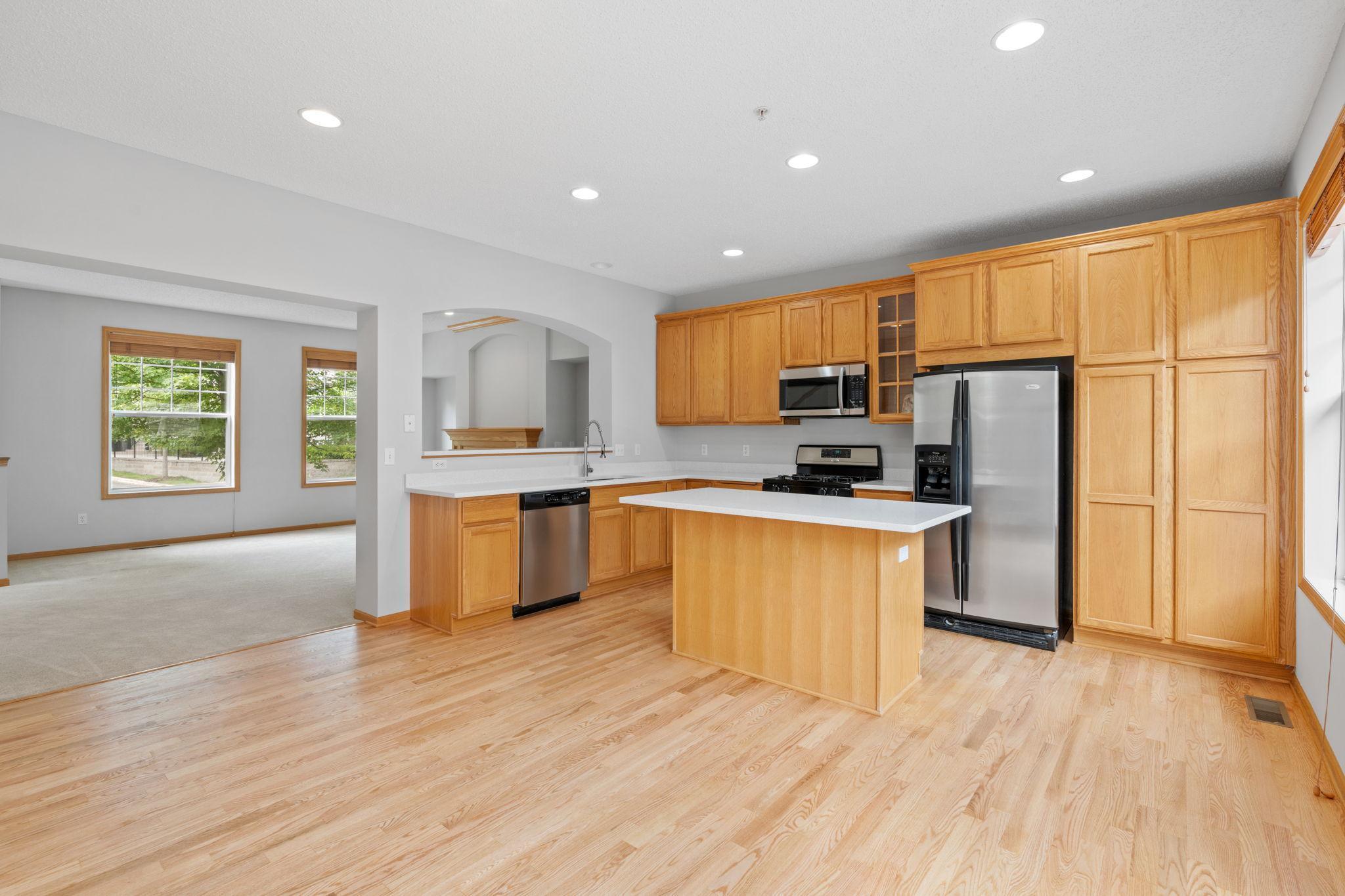 8324 Labont Way Eden Prairie, MN 55344 - Photo 20 of 53