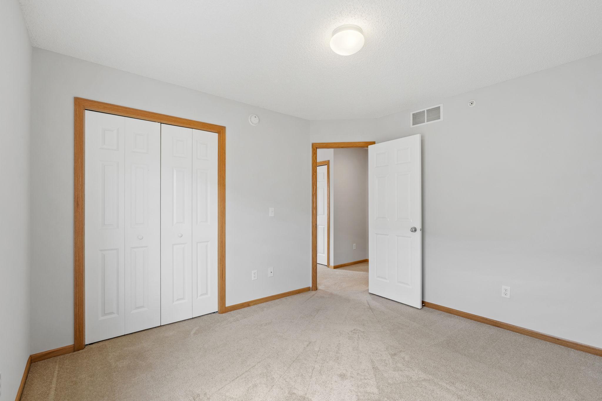 8324 Labont Way Eden Prairie, MN 55344 - Photo 38 of 53