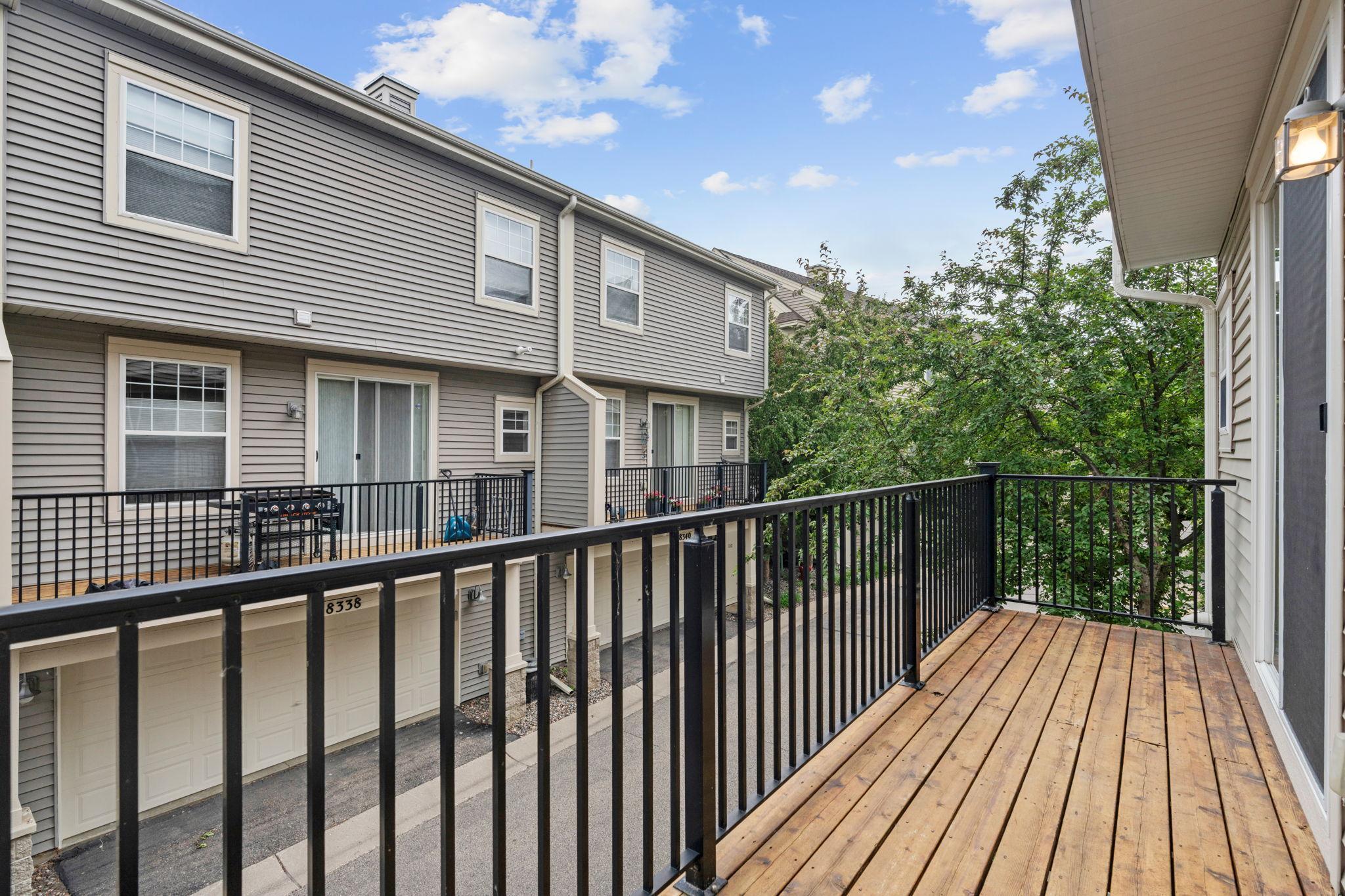 8324 Labont Way Eden Prairie, MN 55344 - Photo 10 of 53