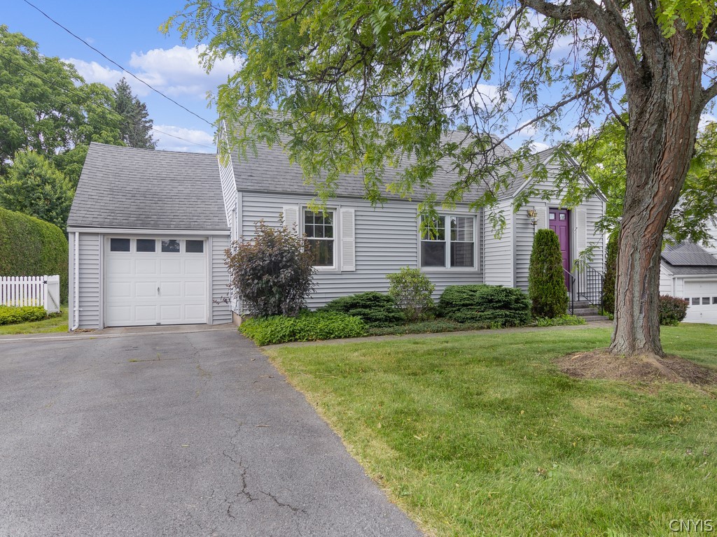 8 Beechwood Road New Hartford, NY 13413 - Photo 1 of 1