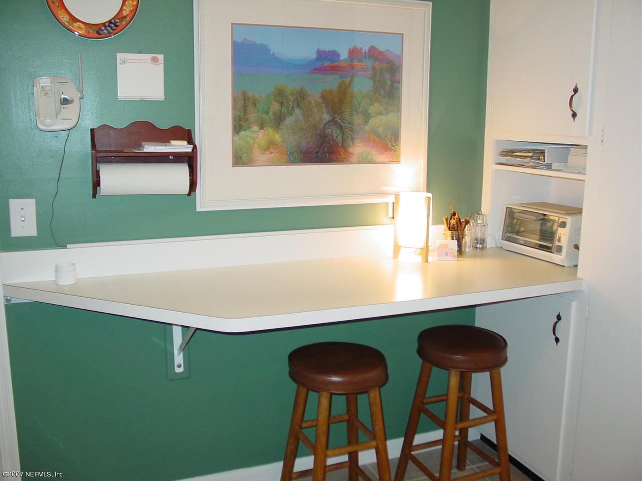 715 Montego Road West Jacksonville, FL 32216 - Photo 4 of 9 kitchen