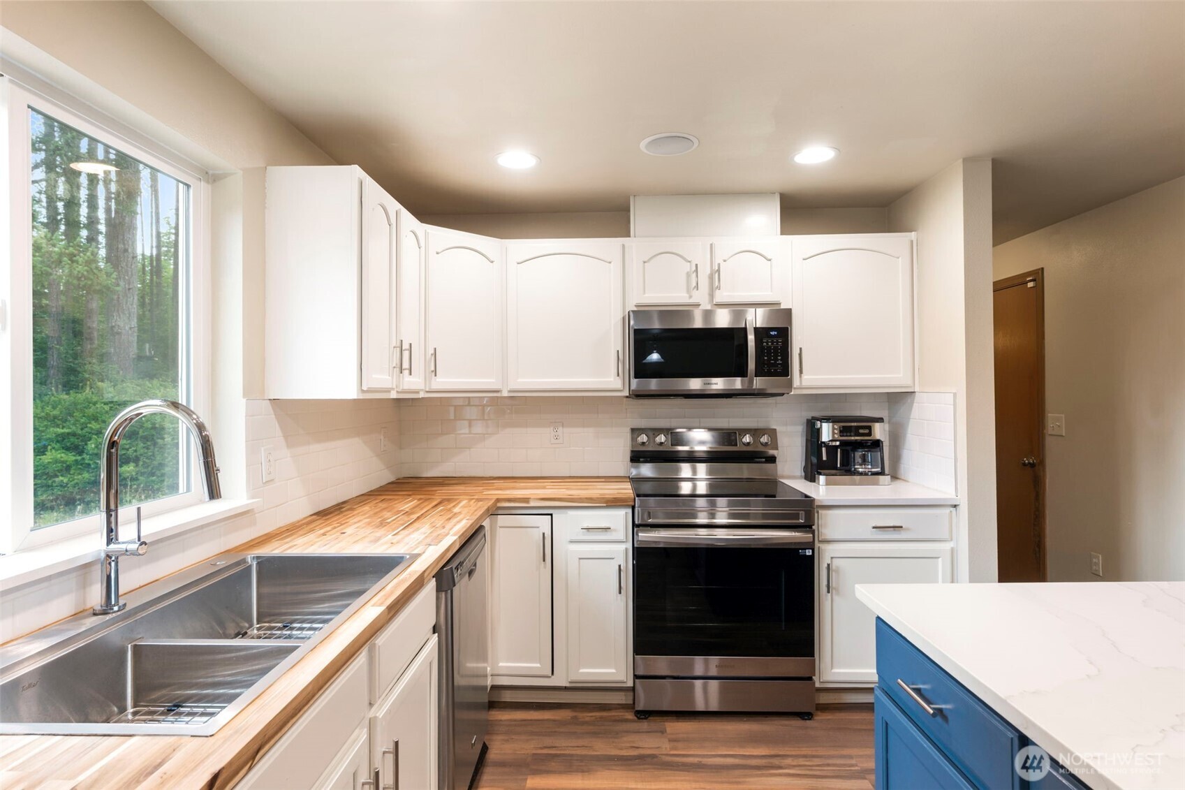 8305 Schirm Road Northwest Olympia, WA 98502 - Photo 15 of 40