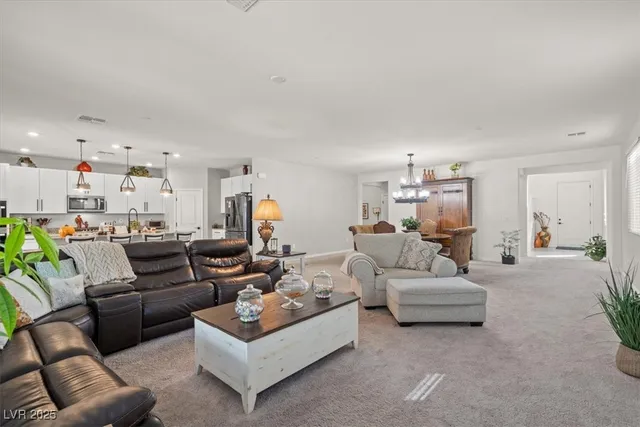 $641,900 | 9775 Free Rappel Avenue, Las Vegas, NV 89166