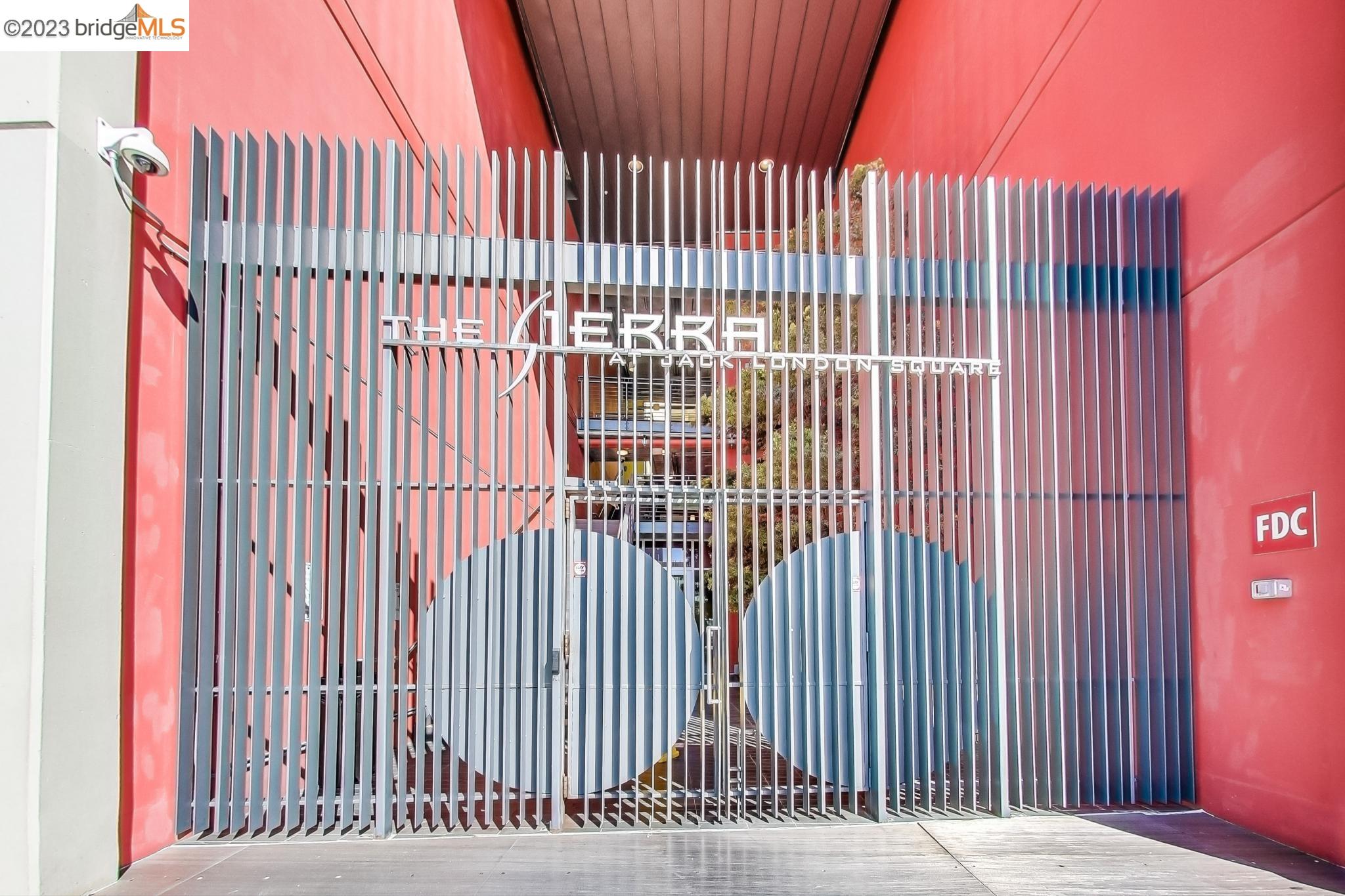 311 Oak Street, Unit 730 Oakland, CA 94607 - Photo 11 of 21 a view of a black gate