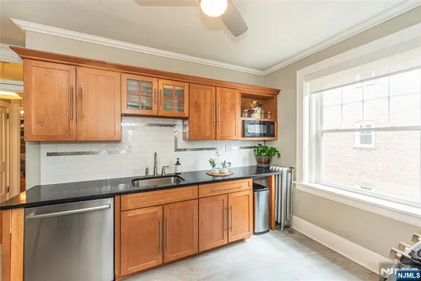 $325,000 | 55 Park, Bloomfield, NJ 07003