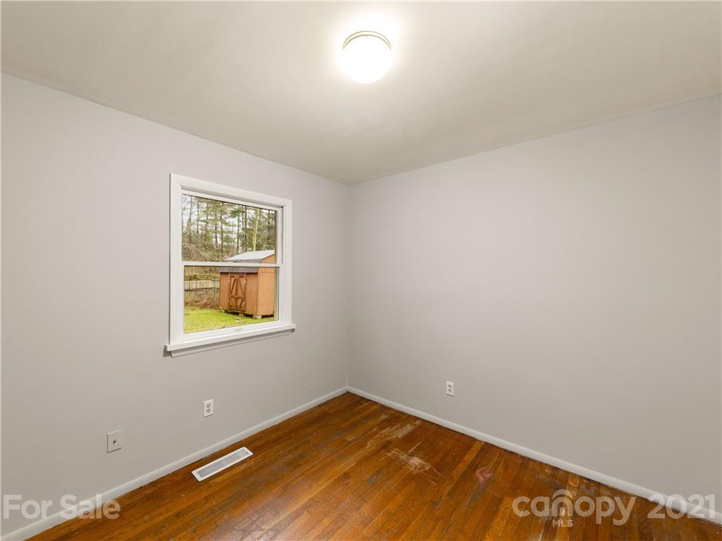 75 Davidson Road Asheville, NC 28803 - Photo 10 of 22 Gallery Image 10