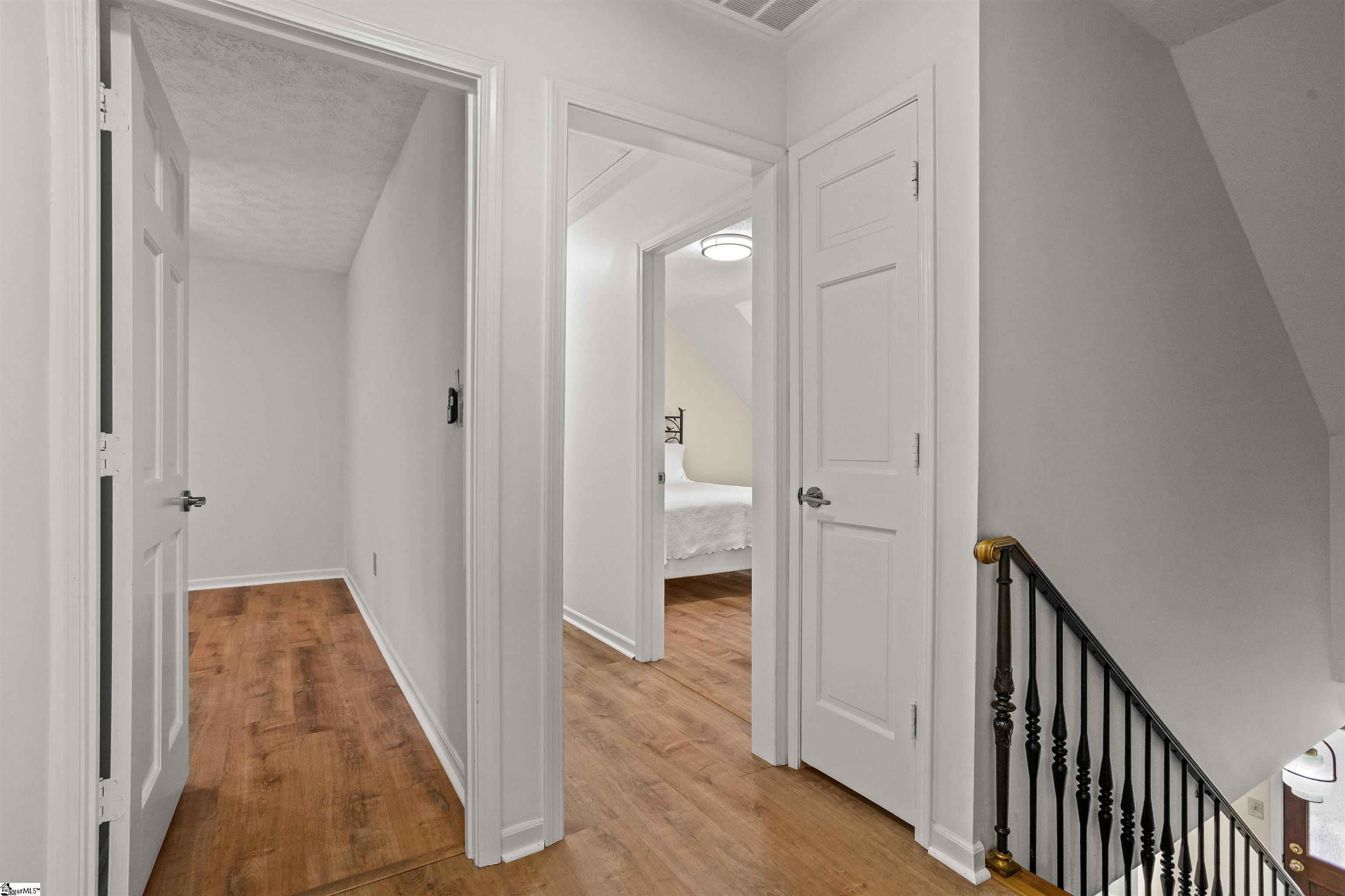 31 Dahlglen Avenue Greenville, SC 29607 - Photo 23 of 43
