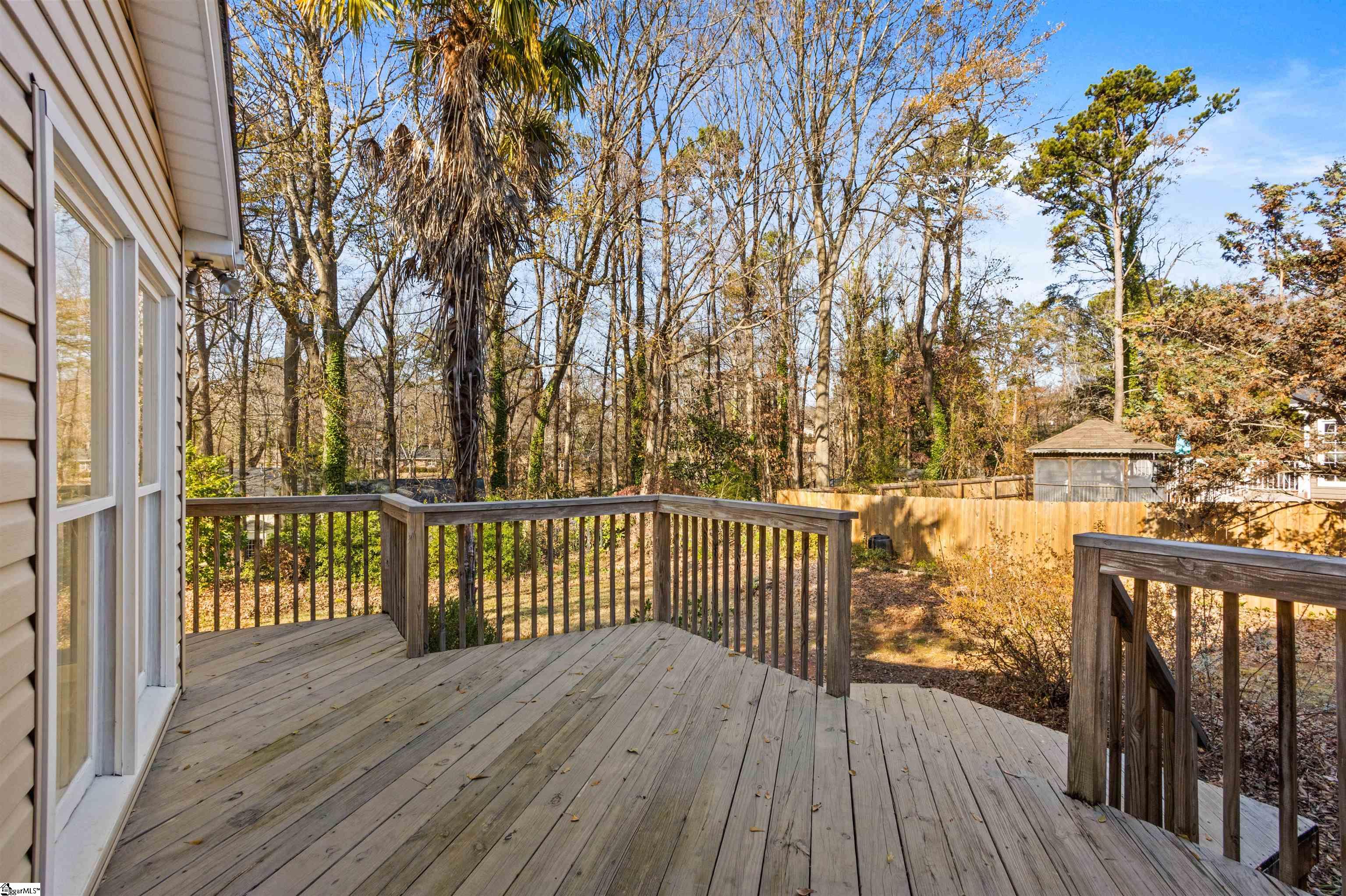 31 Dahlglen Avenue Greenville, SC 29607 - Photo 37 of 43