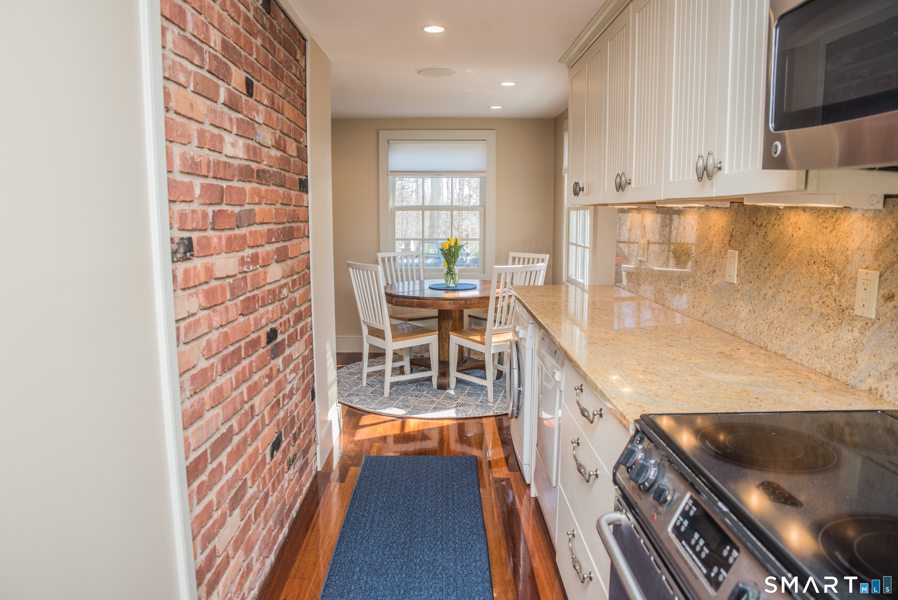 30 A Whiting Farm Road Branford, CT 06405 - Photo 13 of 37 Gallery Image 13