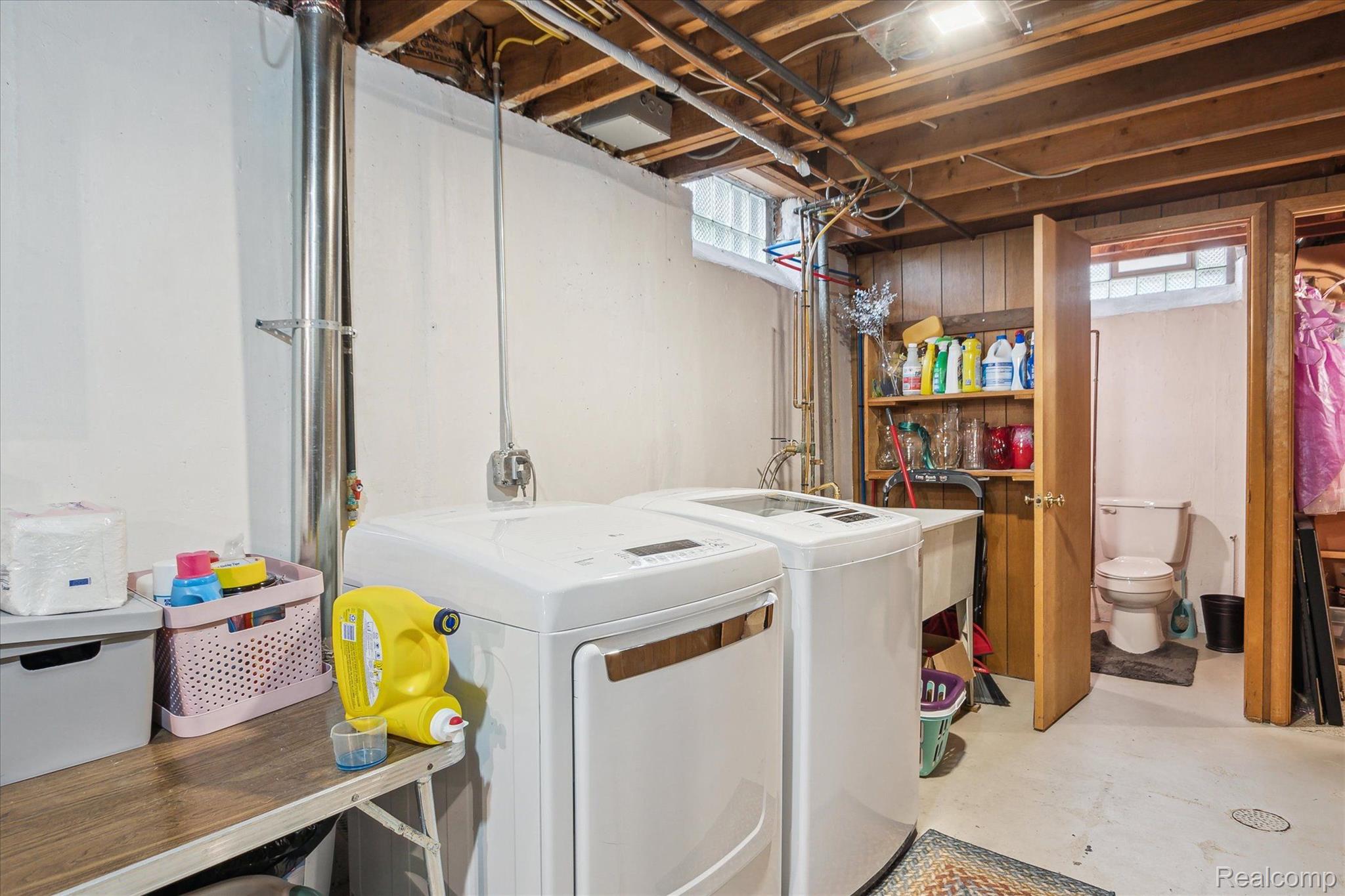 3062 Grange Road Trenton, MI 48183 - Photo 54 of 65 WASHER & DRYER STAY