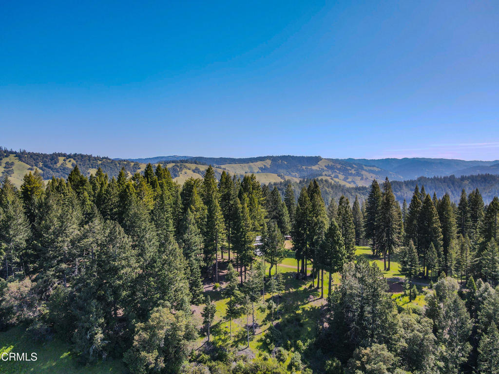13740 Peregrine Road Philo, CA 95466 - Photo 18 of 49