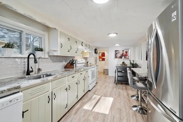 $549,900 | 2 Grove Street, Methuen, MA 01844