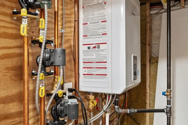 $549,900 | 2 Grove Street, Methuen, MA 01844