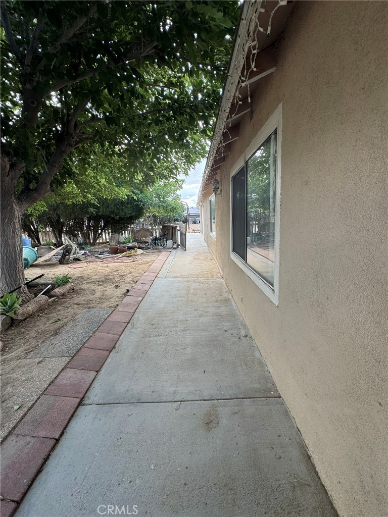 9249 East Ave R 10 Littlerock, CA 93543 - Photo 2 of 22