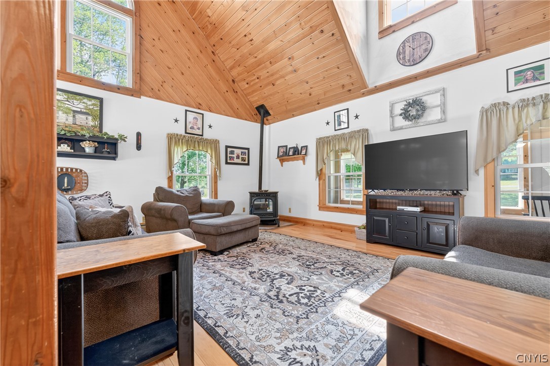 7101 Ives Road Marcy, NY 13403 - Photo 7 of 50