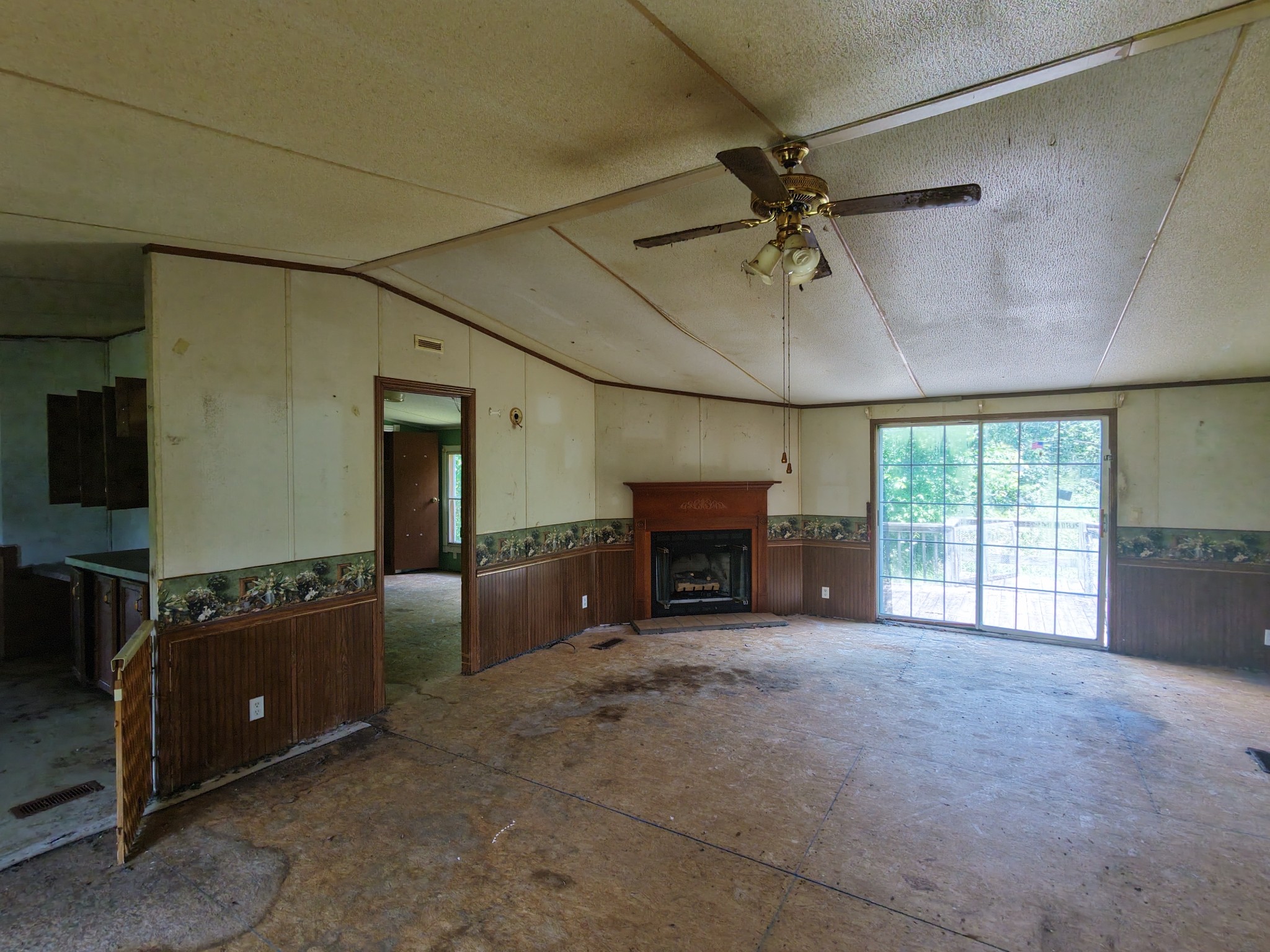 286 Ed Mitchell Road Cerulean, KY 42215 - Photo 3 of 14
