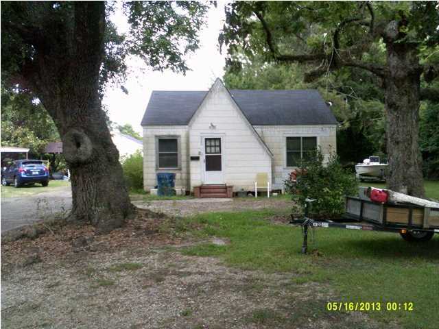 220 Rees Street Breaux Bridge, LA 70517 - Photo 1 of 10 Primary Photo
