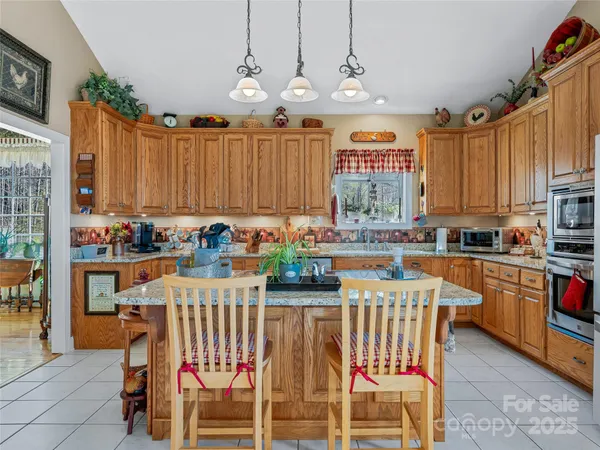 $998,000 | 288 Hawks Point Drive, Zirconia, NC 28790