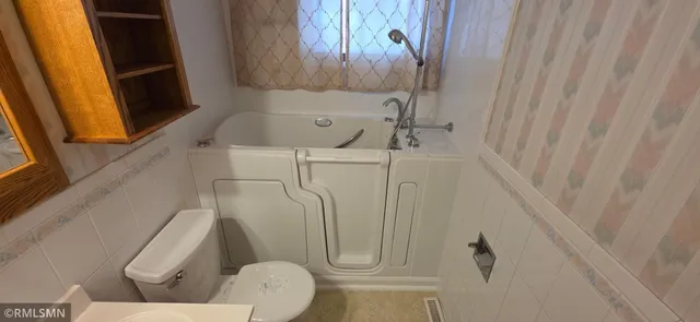 $137,000 | 18 Daisy Lane, Babbitt, MN 55706