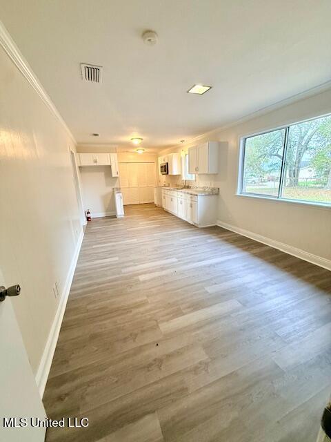 2719 Dantzler Street Moss Point, MS 39563 - Photo 2 of 10 Dantzler Kitchen-Dining Area