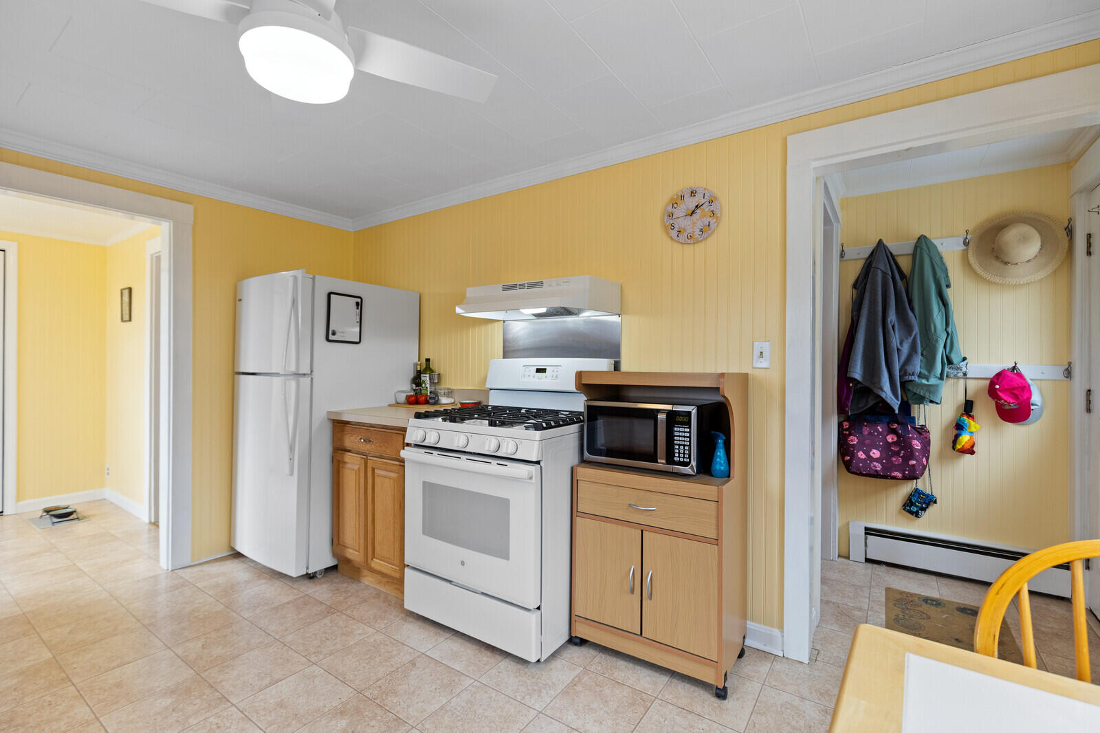 231 Mutton Lane Clinton, ME 04927 - Photo 12 of 36 12 kitchen view