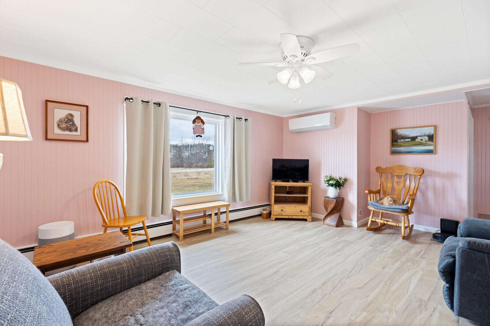 231 Mutton Lane Clinton, ME 04927 - Photo 17 of 36 17 living room