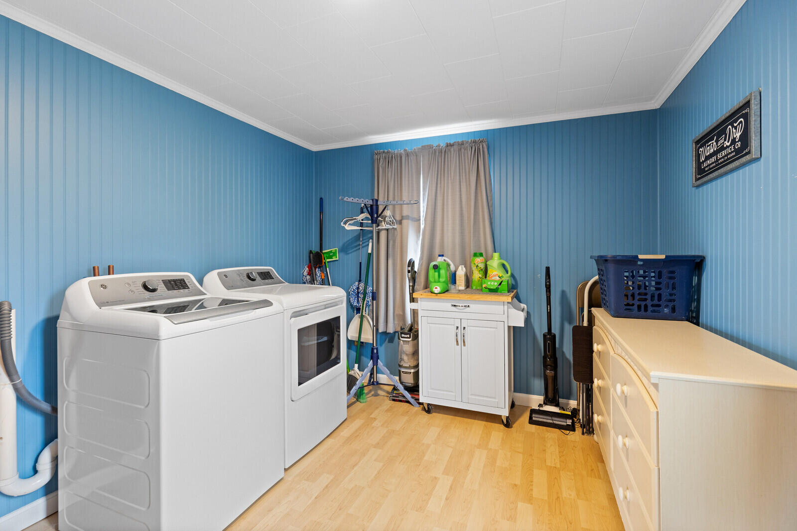 231 Mutton Lane Clinton, ME 04927 - Photo 24 of 36 24 3rd bedroom currently laundry