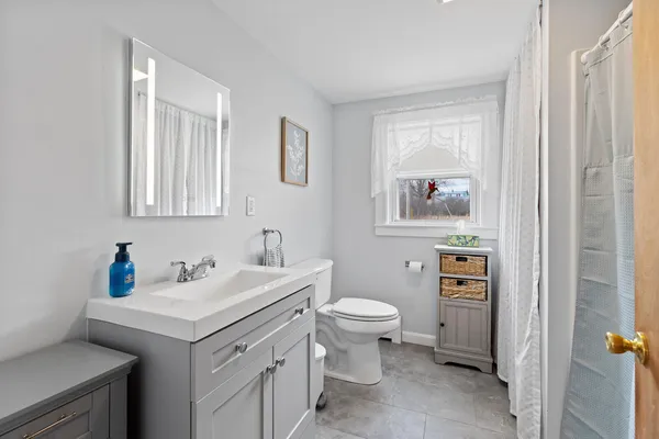 $279,000 | 231 Mutton Lane, Clinton, ME 04927