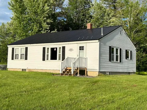 $279,000 | 231 Mutton Lane, Clinton, ME 04927