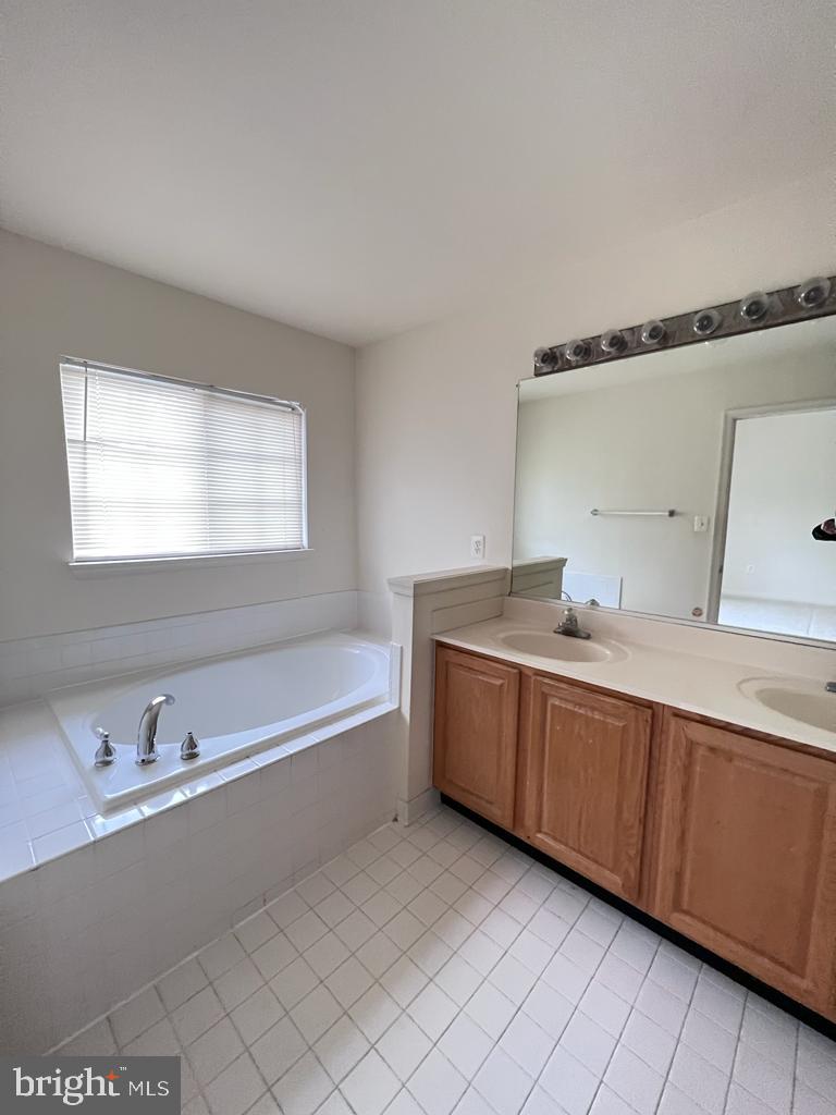 13205 Fox Ripple Lane Herndon, VA 20171 - Photo 18 of 22