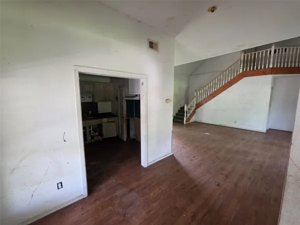 $189,900 | 12222 Oak Hollow Lane, Pinehurst, TX 77362