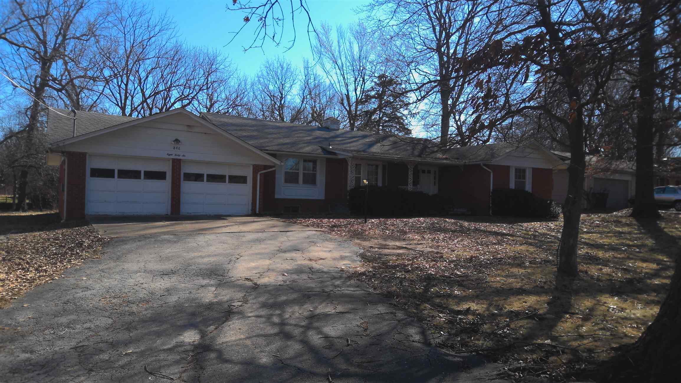 846 South Barnes Avenue Springfield, MO 65802 - Photo 1 of 1 FM_20240214_10533908