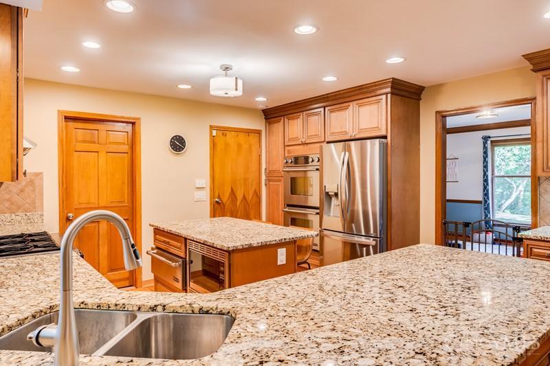 9207 Old Coach Road Cincinnati, OH 45249 - Photo 15 of 41