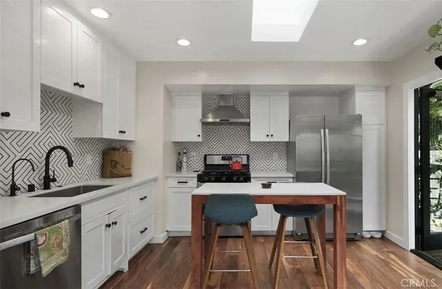 $4,100 | 1900 Berkeley Avenue, Echo Park, CA 90026