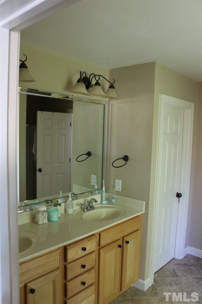 3237 Neuse Crossing Drive Raleigh, NC 27616 - Photo 15 of 25 Gallery Image 15