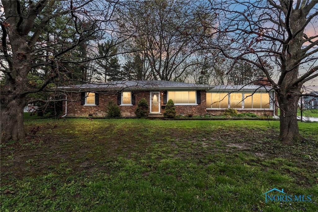 3655 Pickle Road Oregon, OH 43616 - Photo 1 of 42 Gallery Image 1