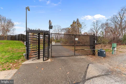 a view of a outdoor space