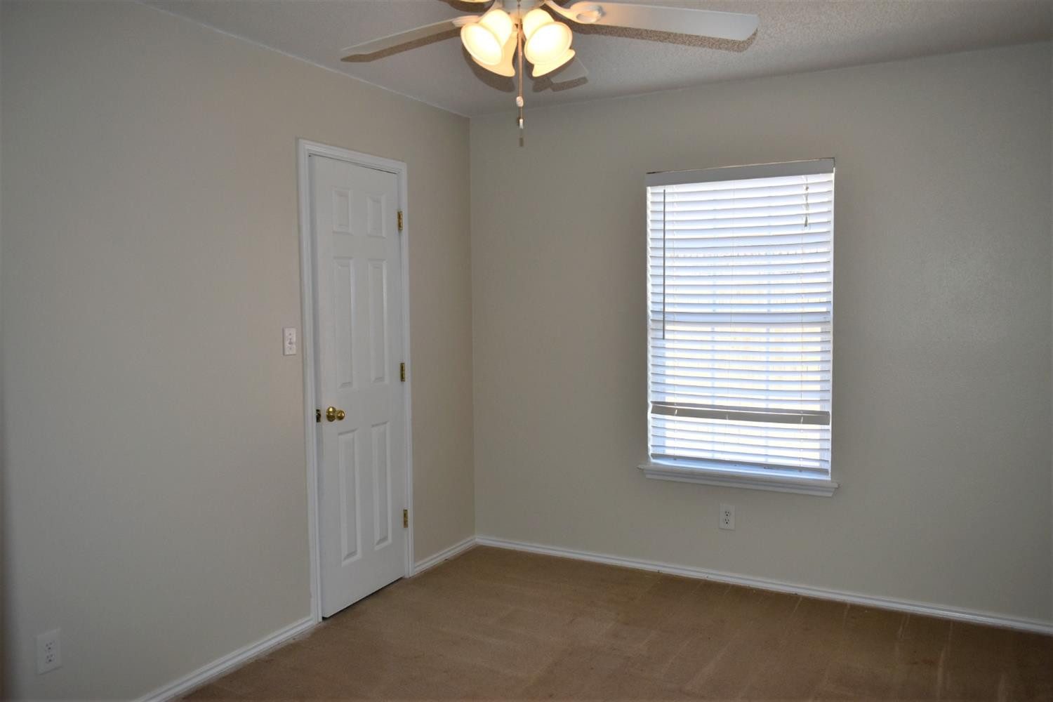 2914 88th Street Lubbock, TX 79423 - Photo 13 of 20 bedroom