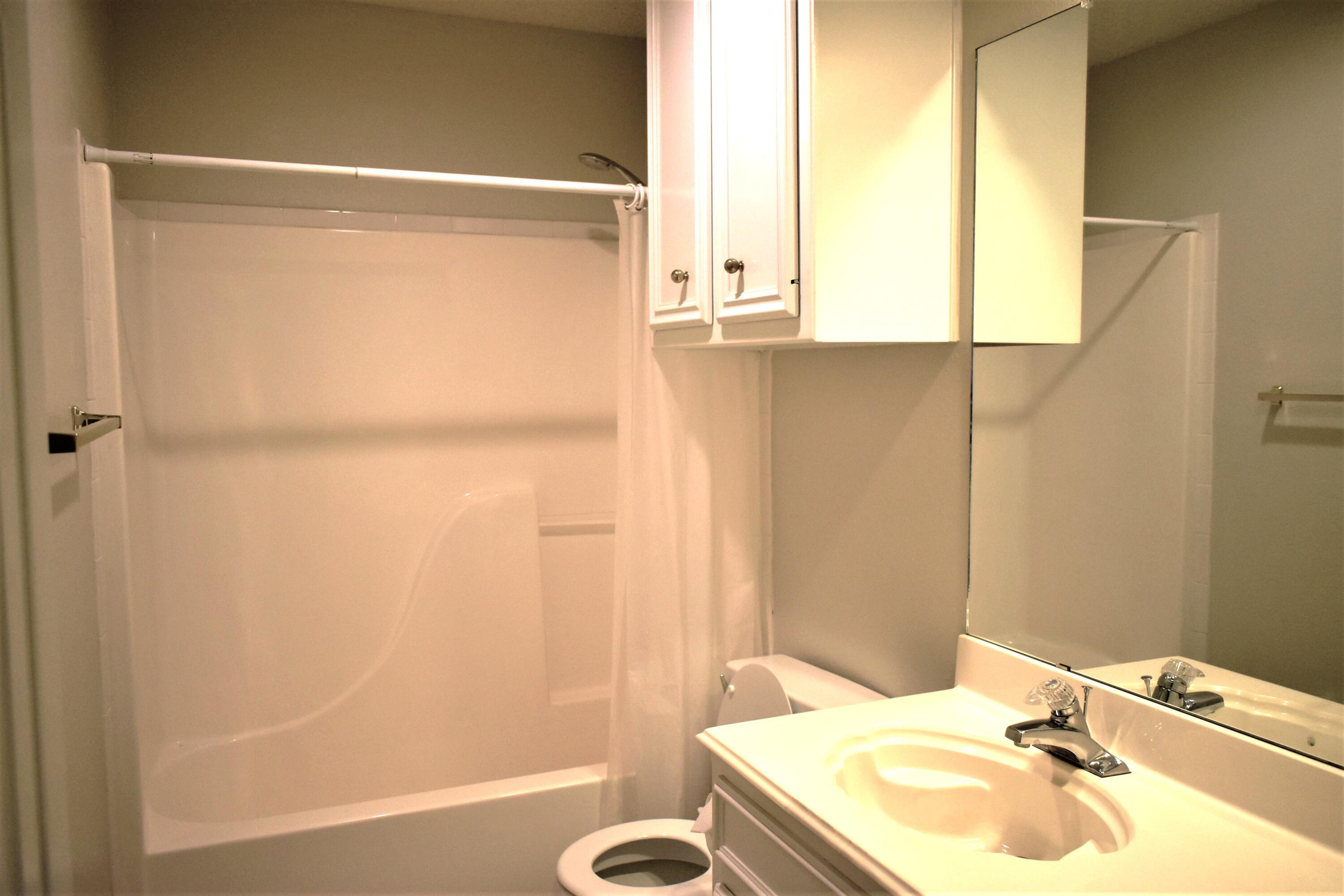 2914 88th Street Lubbock, TX 79423 - Photo 14 of 20 hall bathroom