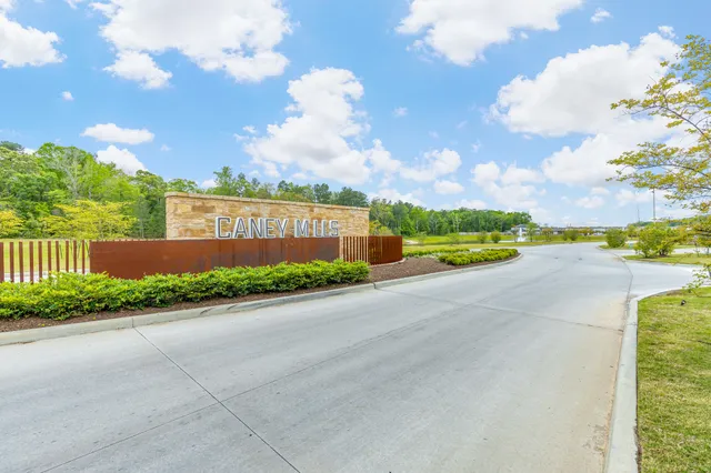 $2,650 | 9658 Caney Trails Road, Conroe, TX 77303