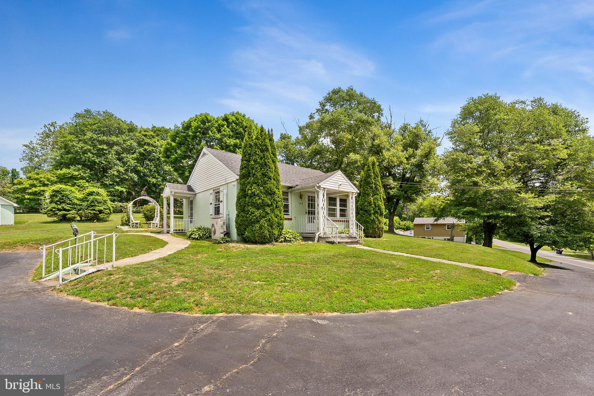 168 Blacksnake Road Elkton, MD 21921 - Photo 2 of 23